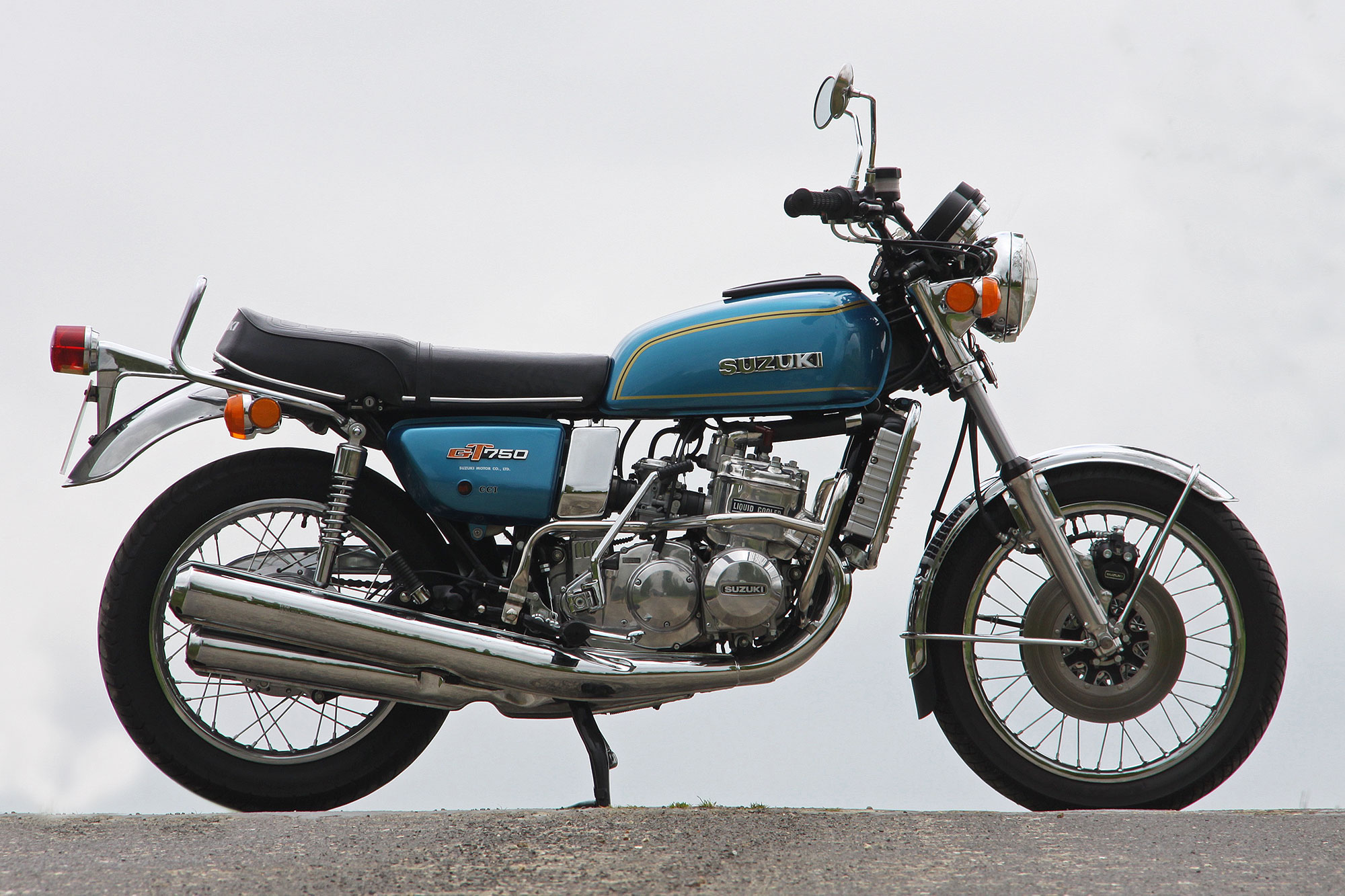 suzuki gt750a