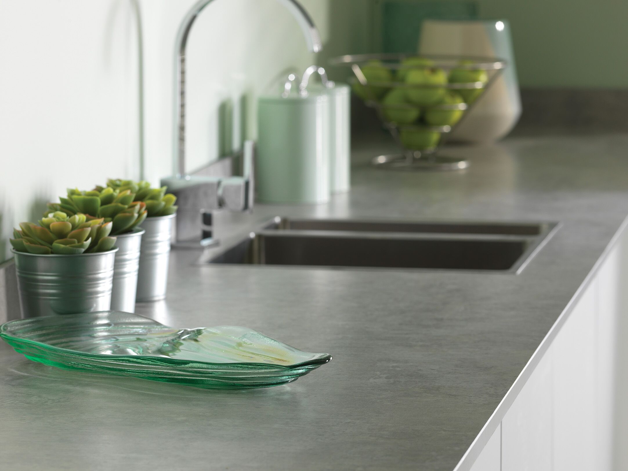 Formica Aria Compact Elemental Concrete F8830 Scovato worktops; UK home