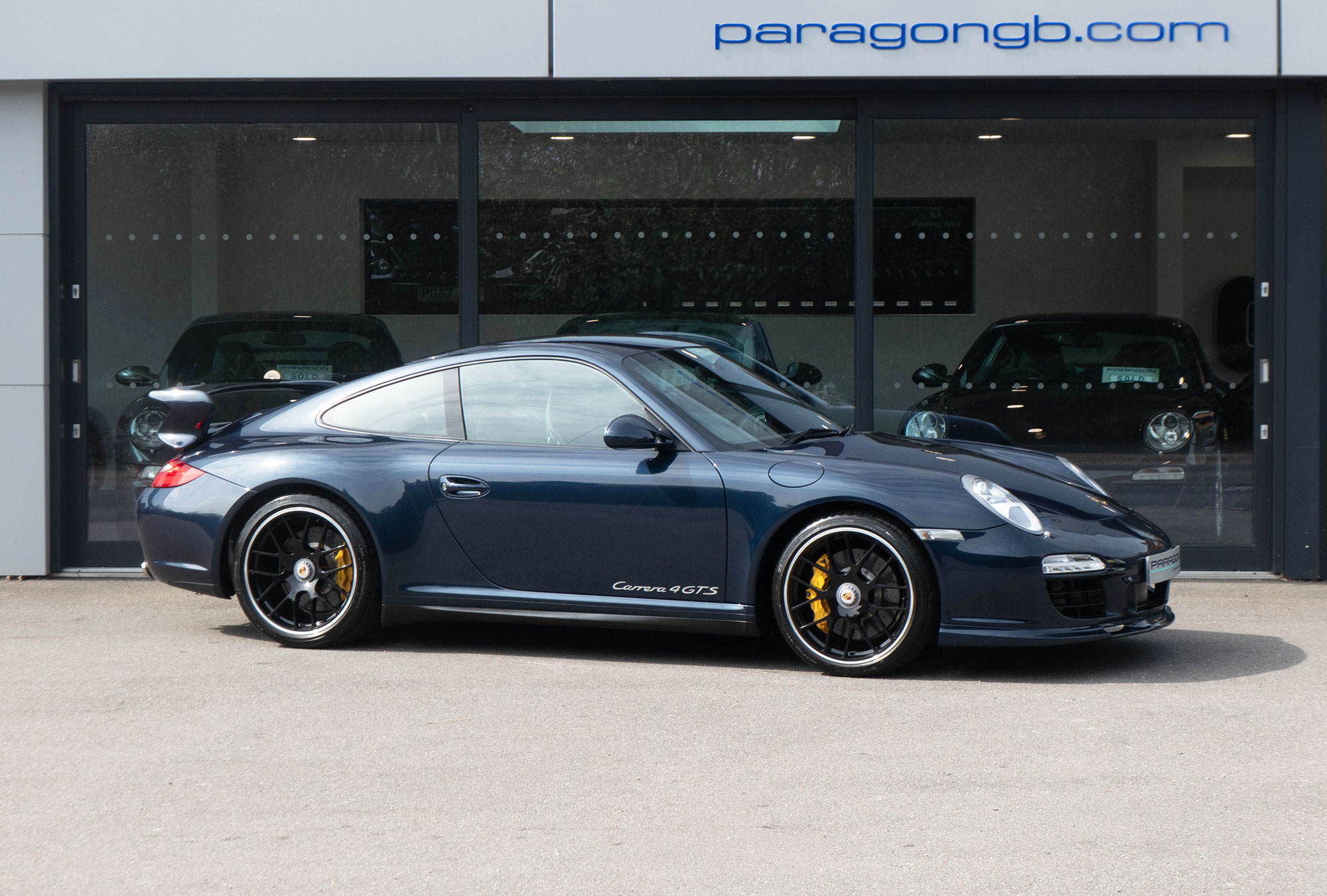 2012 Porsche 911 Carrera 4 GTS (...
